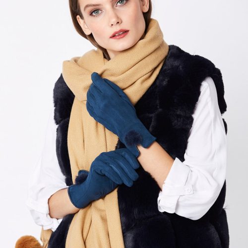 Woman in navy faux suede faux fur gloves