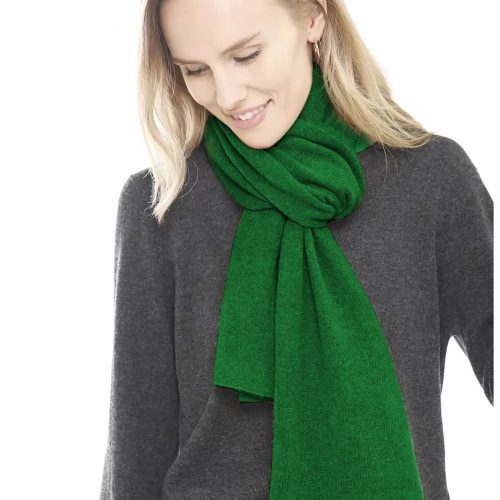 Woman in grand green cashmere scarf