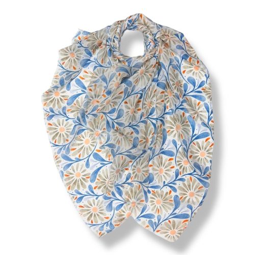 Blue/grey daisy scarf