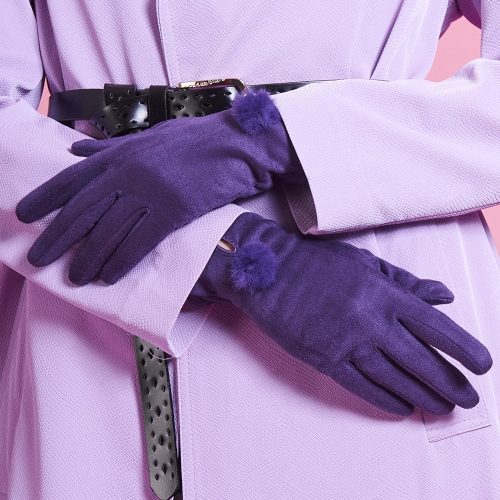 Purple gloves