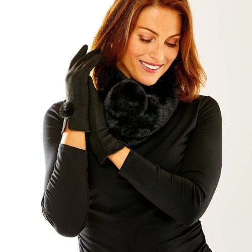 woman in black faux fur scarf