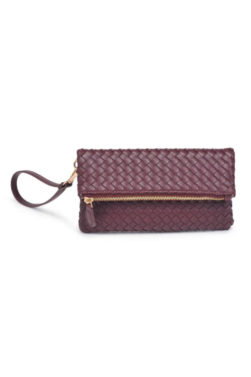 Merlot woven clutch